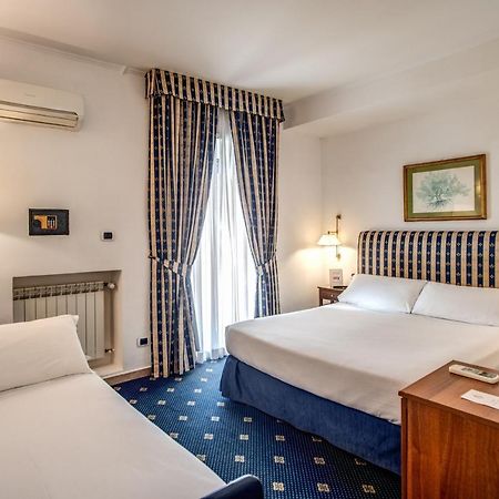 Hotel Napoleon Roma Exterior foto