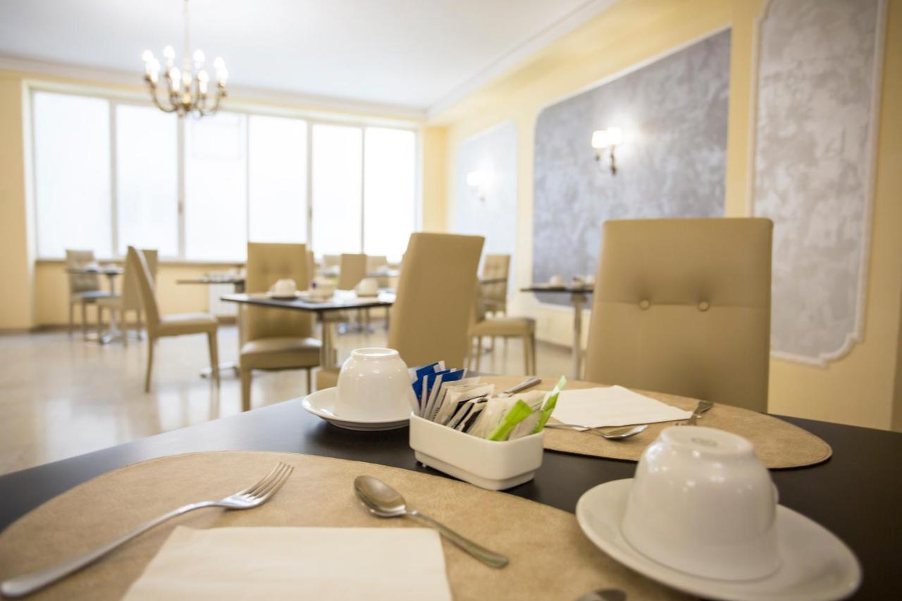 Hotel Napoleon Roma Exterior foto