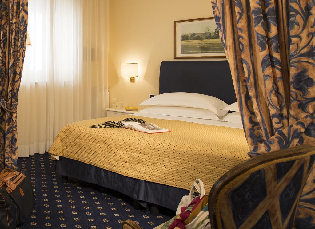 Hotel Napoleon Roma Exterior foto
