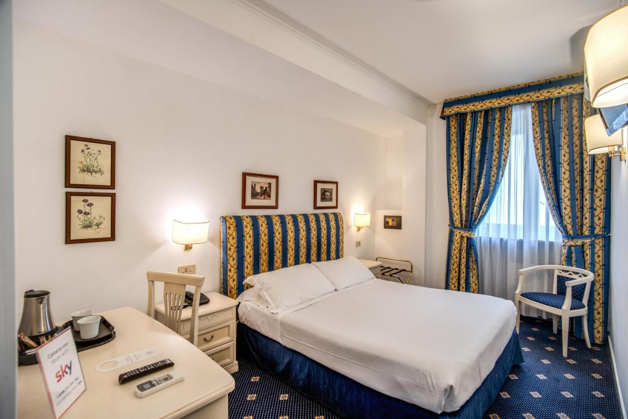 Hotel Napoleon Roma Exterior foto