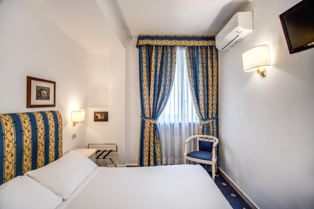Hotel Napoleon Roma Exterior foto