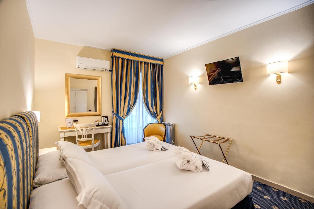 Hotel Napoleon Roma Exterior foto