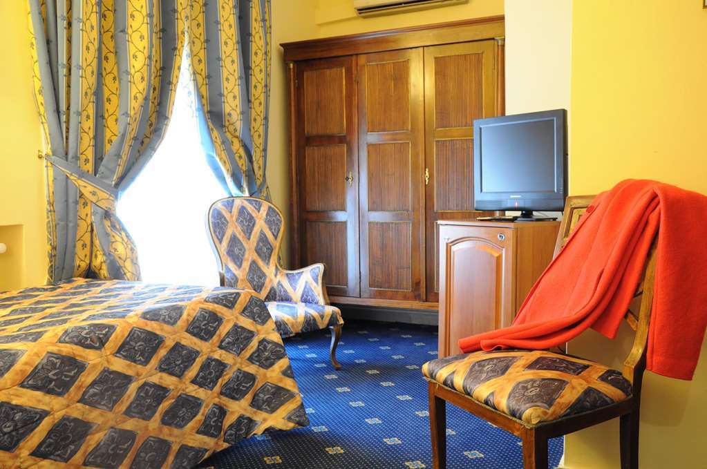 Hotel Napoleon Roma Habitación foto